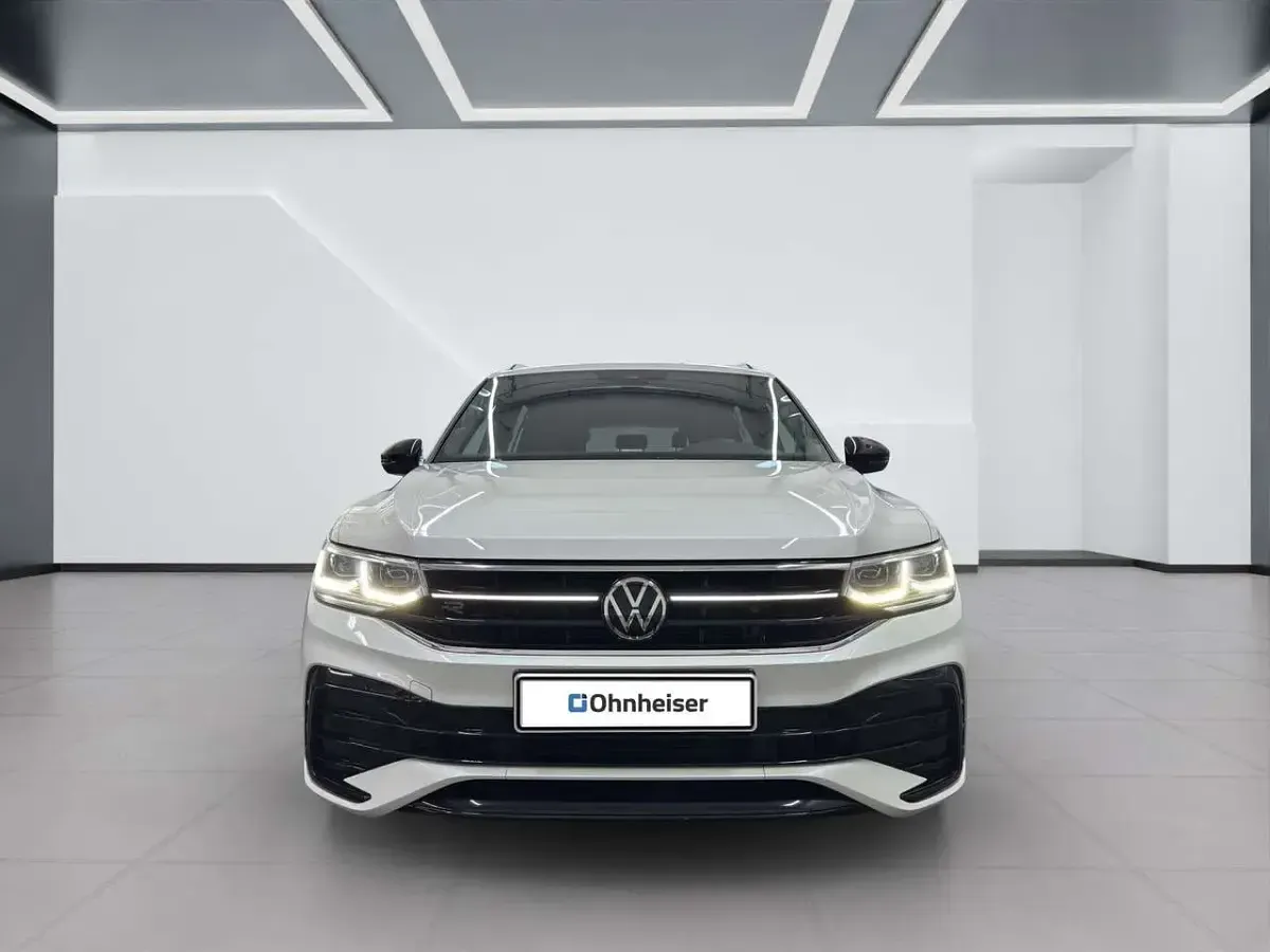 Gebraucht VW Tiguan Allspace R-line 200 PS (147 kW) 2022 Weiß SUV