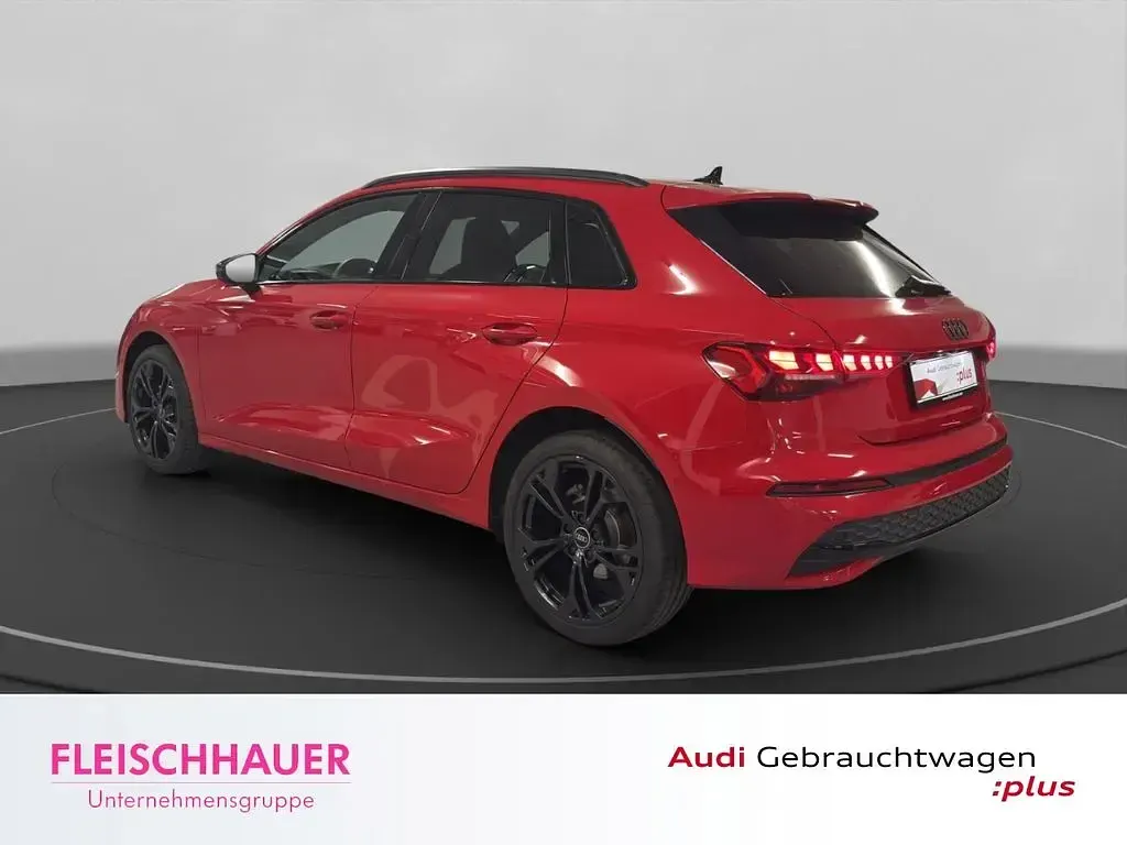Gebraucht Audi A3 Advanced 116 PS (85 kW) 2025 Progressivrot metallic Limousine