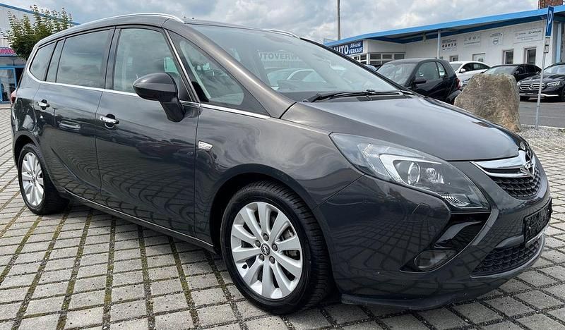 Gebraucht Opel Zafira Tourer Innovation 140 PS (102 kW) 2012 Grau Van / Kleinbus