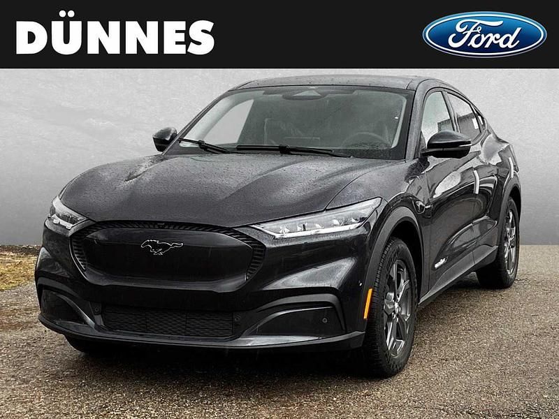 Dark matter Gebraucht 2023 Ford Mustang Mach-E Extended Range SUV | 54.740 € - Bild 1/4
