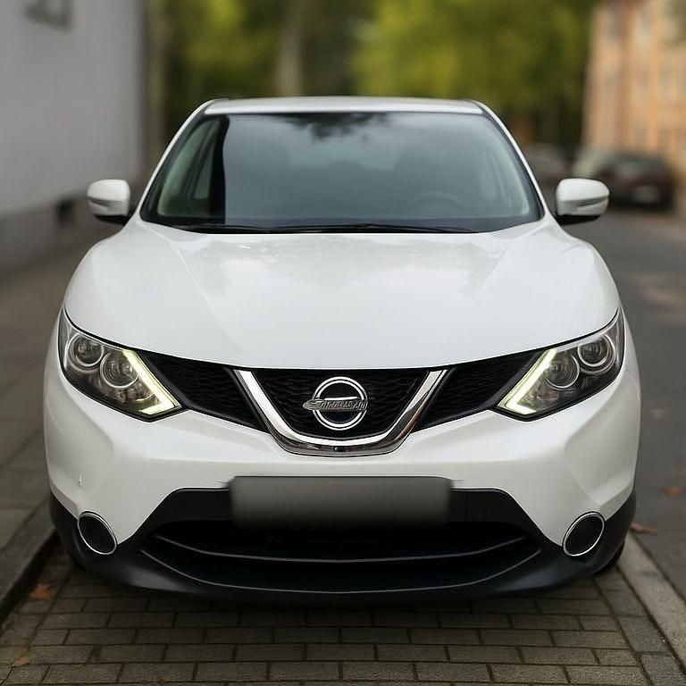 Weiß Gebraucht 2014 Nissan Qashqai Acenta SUV | 9.200 € (Guter Preis) - Bild 1/4