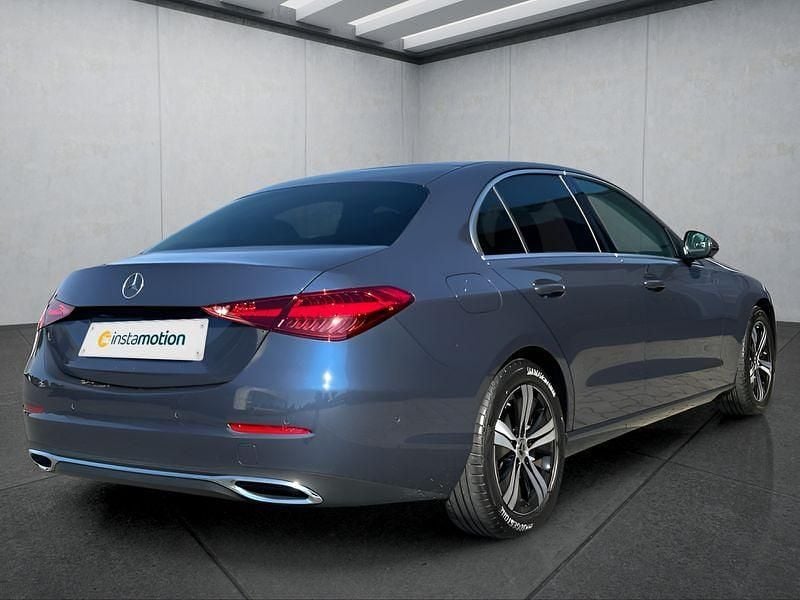 Gebraucht Mercedes C180 170 PS (125 kW) 2024 Blau Limousine