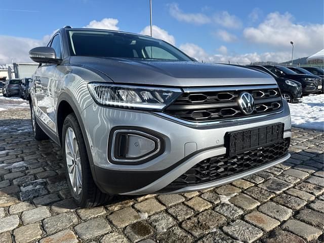 Neu VW T-Roc Edition 150 PS (110 kW) 2026 Pyritsilber metallic pyritsilber metallic SUV