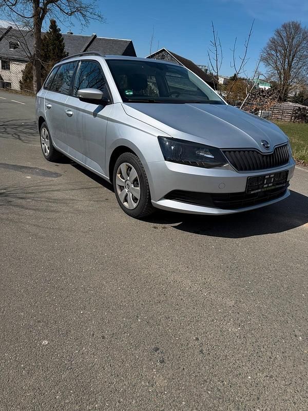 Gebraucht Skoda Fabia 90 PS (66 kW) 2017 Silber Kombi