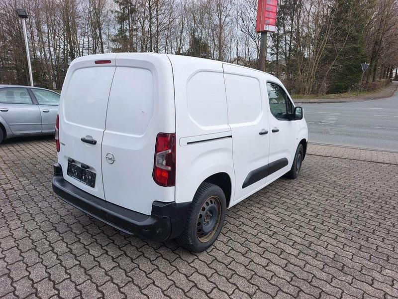 Gebraucht Opel Combo Edition 76 PS (55 kW) 2019 Weiß Van / Kleinbus