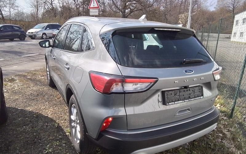 Gebraucht Ford Kuga Titanium 224 PS (164 kW) 2022 Silber SUV