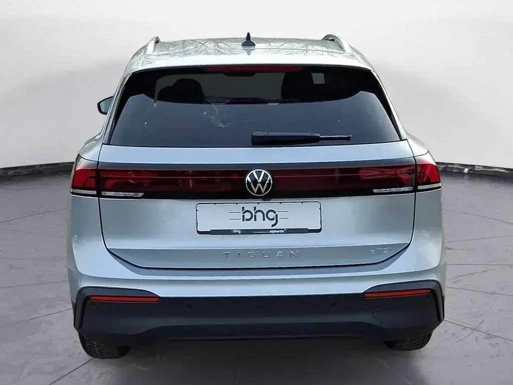 Neu VW Tiguan S 150 PS (110 kW) 2026 Silber SUV
