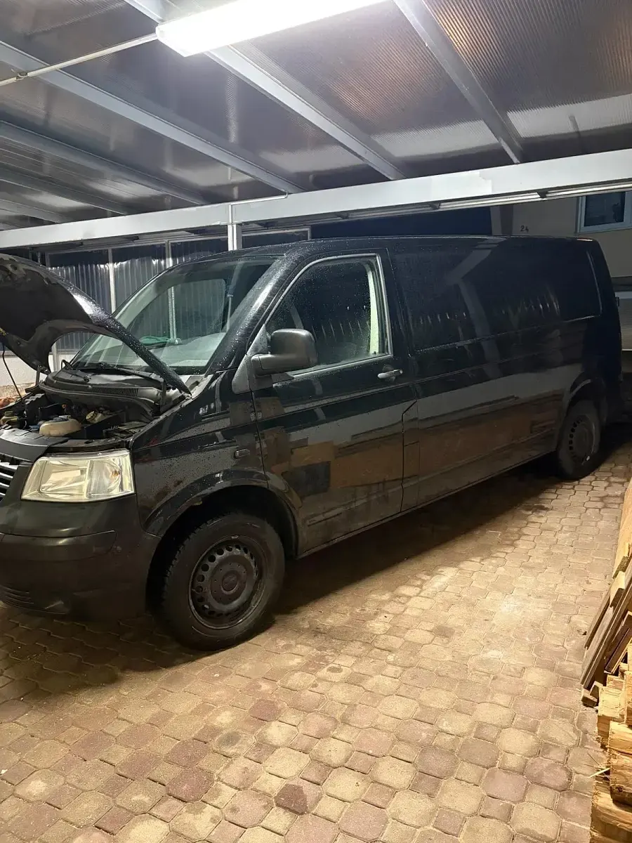 Gebraucht VW Multivan 105 PS (77 kW) 2007 Schwarz Van / Kleinbus