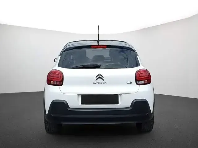 Gebraucht Citroën C3 Shine 82 PS (60 kW) 2023 Weiss banquise Kleinwagen