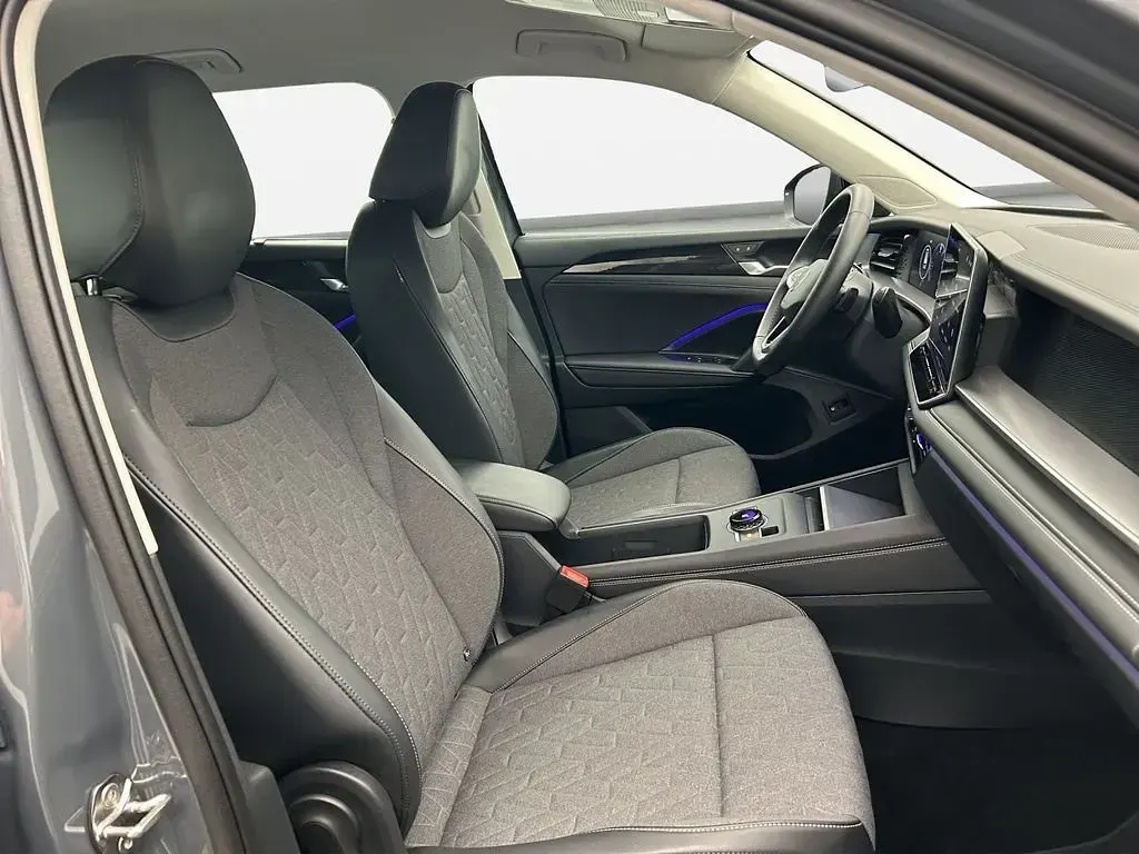 Gebraucht VW Tayron Life 204 PS (150 kW) 2025 Grau SUV