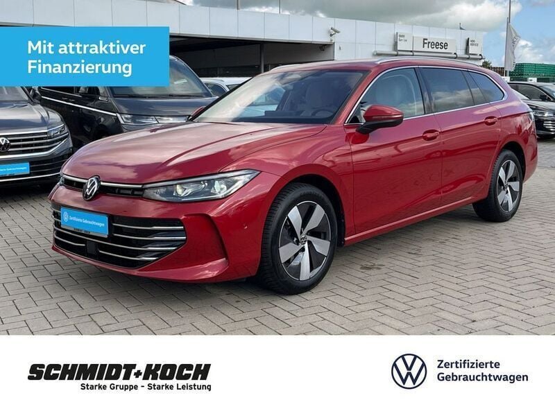 Rot Gebraucht 2024 VW Passat Elegance Kombi | 41.980 € (Fairer Preis) - Bild 1/4