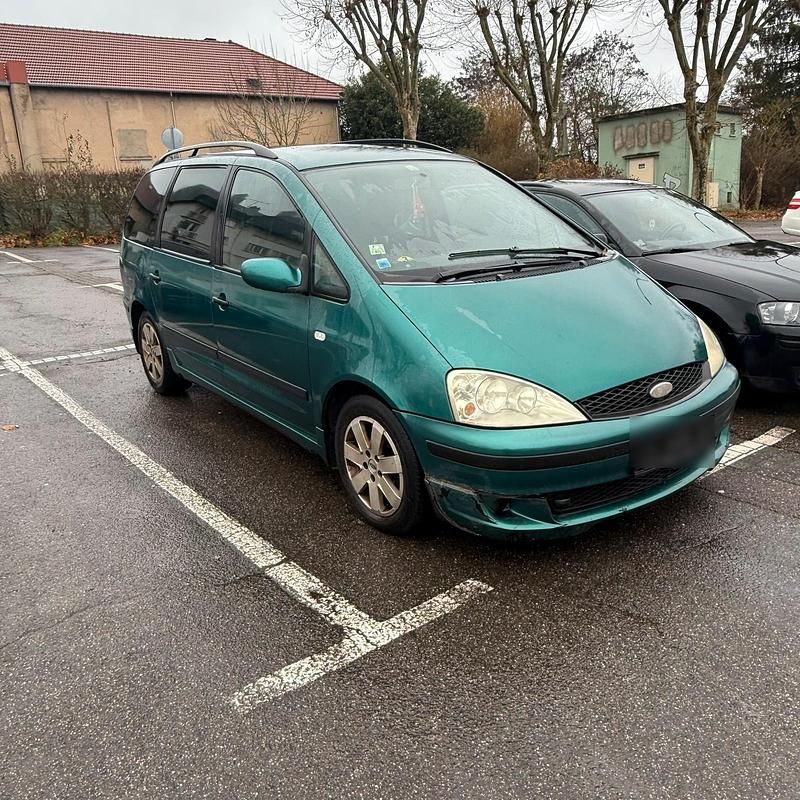 Gebraucht Ford Galaxy 115 PS (84 kW) 2002 Van / Kleinbus