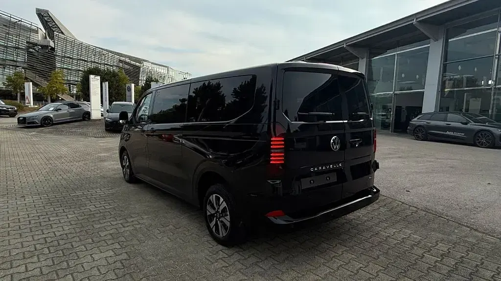 Gebraucht VW T7 150 PS (110 kW) 2025 Schwarz Van
