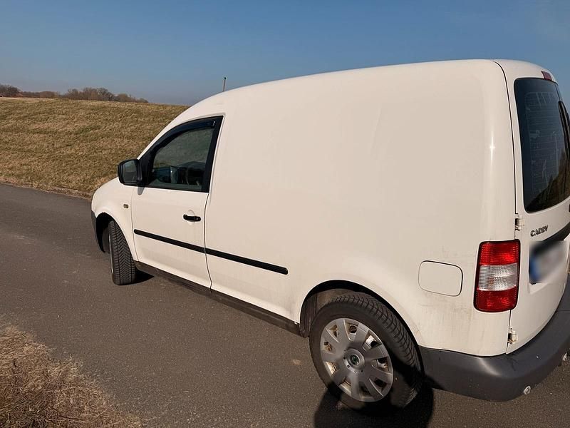 Second-hand VW Caddy 69 CP (50 kW) 2005 Alb Monovolum