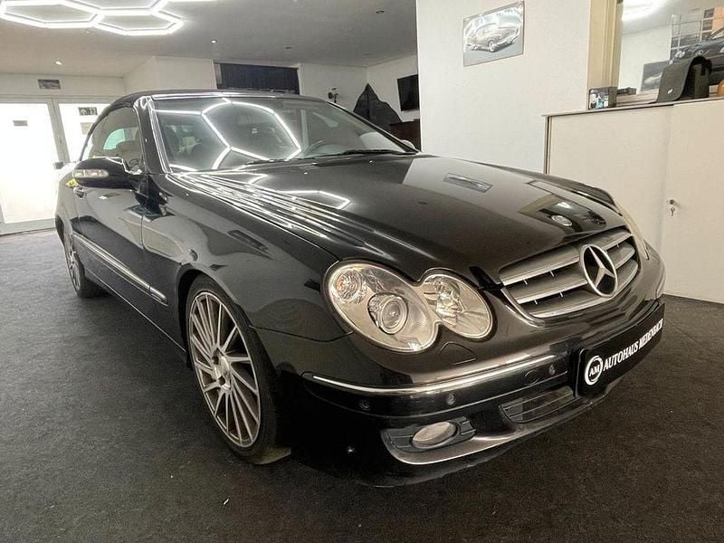 Gebraucht Mercedes CLK320 224 PS (164 kW) 2006 Schwarz Cabrio