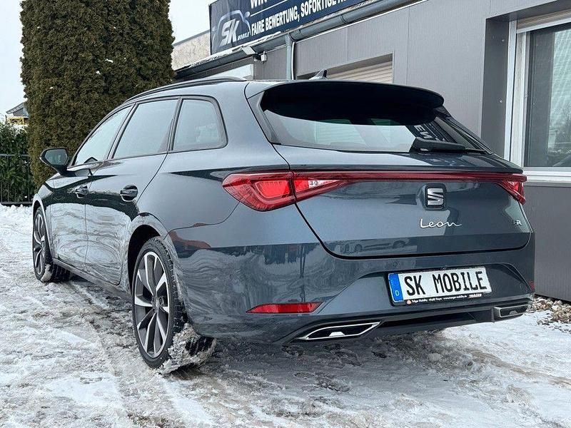Gebraucht Seat Leon FR 150 PS (110 kW) 2022 Grau Limousine
