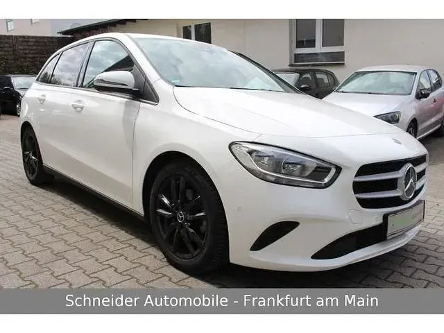 Gebraucht Mercedes B180 136 PS (100 kW) 2022 Van / Kleinbus