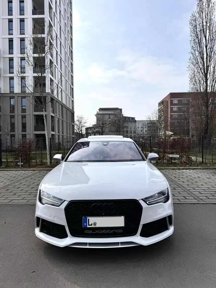 Second-hand Audi S7 Comfort 540 CP (397 kW) 2016 Alb Hatchback