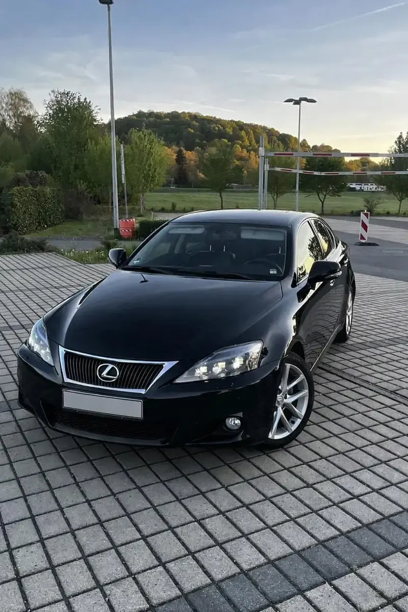 Gebraucht Lexus IS250 215 PS (158 kW) 2011 Schwarz Limousine