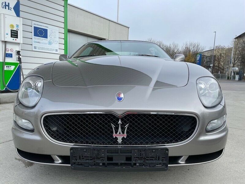 Grau Gebraucht 2005 Maserati 4200 GT Coupé | 43.650 € - Bild 1/4