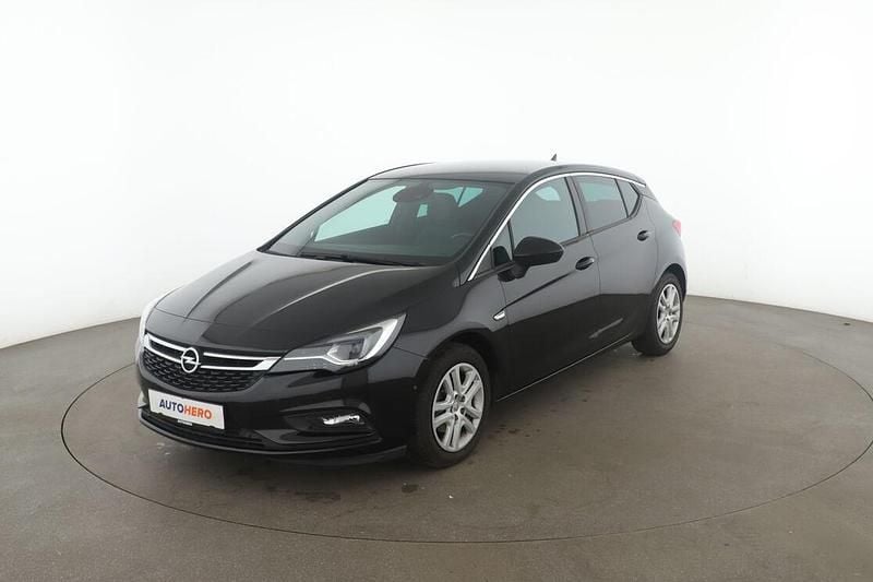 Schwarz Gebraucht 2019 Opel Astra Ultimate Limousine | 15.040 € (Fairer Preis) - Bild 1/3