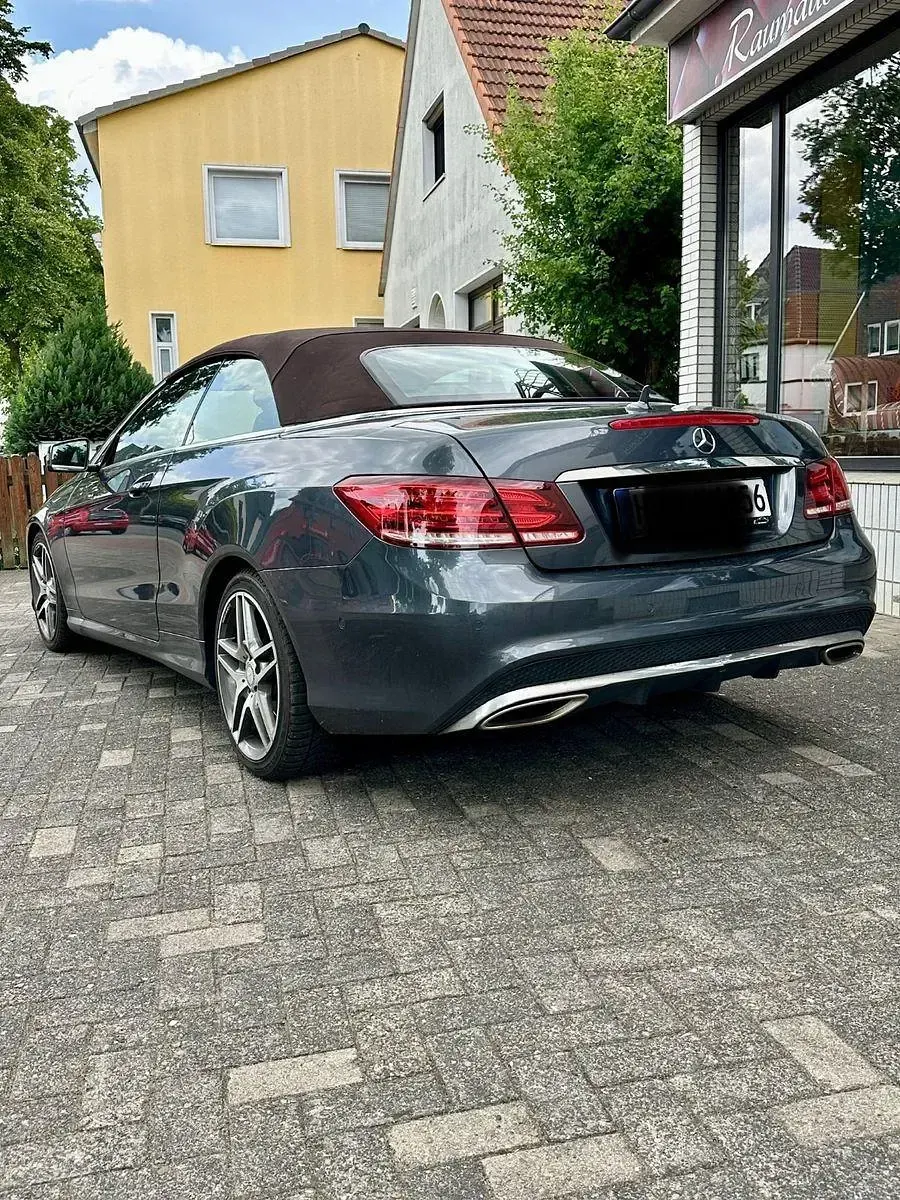 Gebraucht Mercedes E350 AMG 258 PS (189 kW) 2015 Grau Cabrio