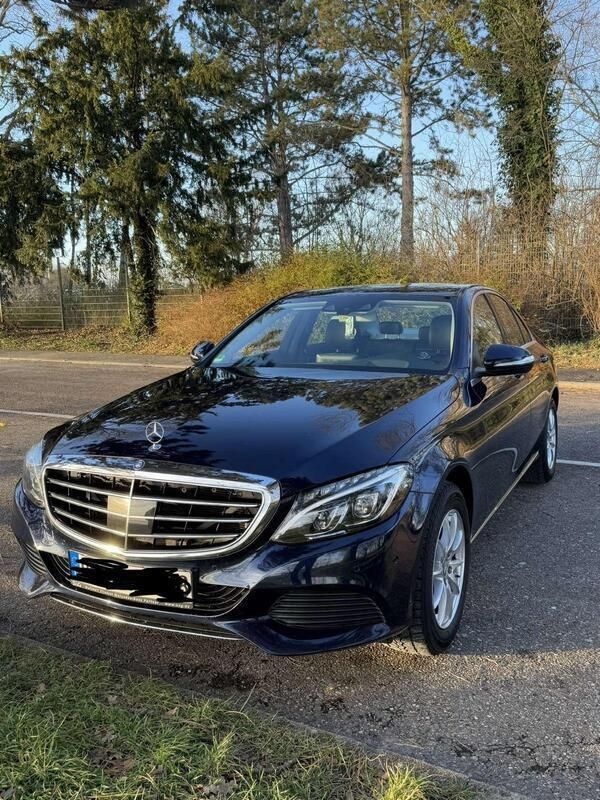 Blau Gebraucht 2015 Mercedes C250 Exclusive Limousine | 19.000 € (Etwas zu teuer) - Bild 1/4