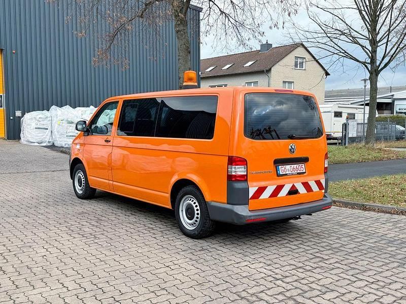Gebraucht VW Transporter 116 PS (85 kW) 2012 Orange Van