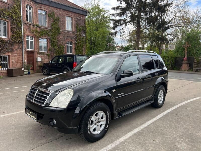 Schwarz Gebraucht 2007 Ssangyong Rexton SUV | 8.500 € - Bild 1/4