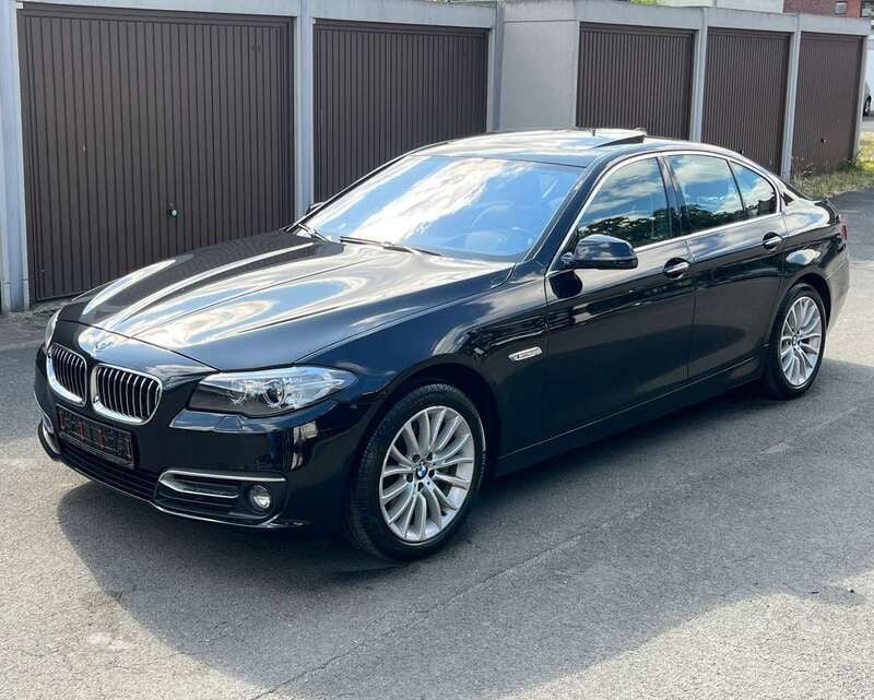 Schwarz Gebraucht 2015 BMW 530 Luxury Line Limousine | 13.490 € (Guter Preis) - Bild 1/4