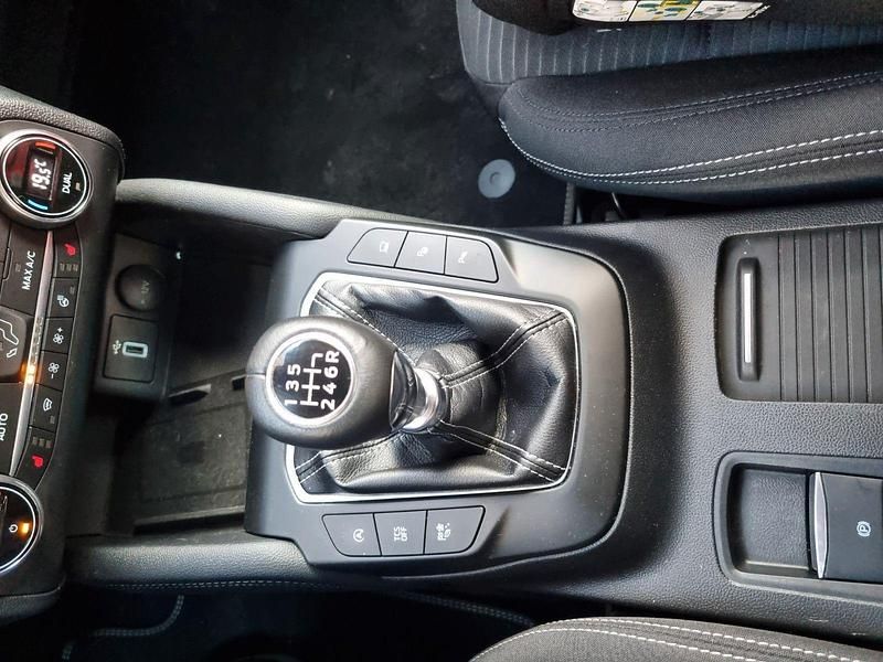 Gebraucht Ford Focus Titanium X 125 PS (91 kW) 2020 Blau Kombi