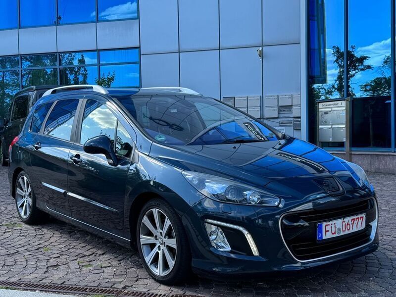 Blau Gebraucht 2012 Peugeot 308 Allure Kombi | 6.490 € (Etwas zu teuer) - Bild 1/4