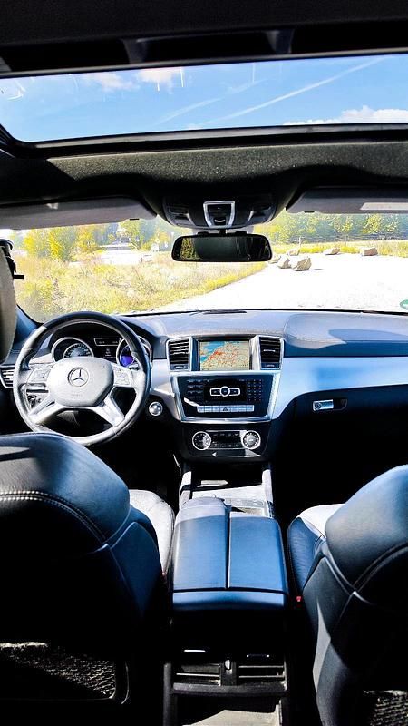 Weiß Gebraucht 2014 Mercedes 350 Sport SUV | 22.000 € (Etwas zu teuer) - Bild 1/4