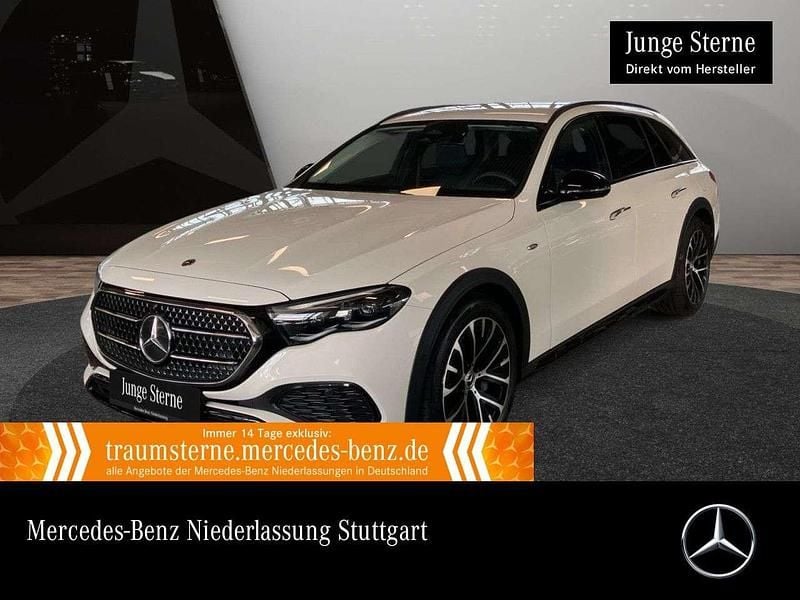 Weiß Gebraucht 2025 Mercedes E300 Night Limousine | 59.990 € (Guter Preis) - Bild 1/3