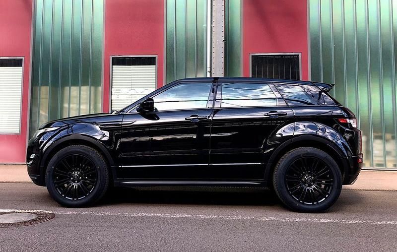 Schwarz Gebraucht 2015 Land Rover Range Rover evoque Dynamic SUV | 18.800 € (Fairer Preis) - Bild 1/4