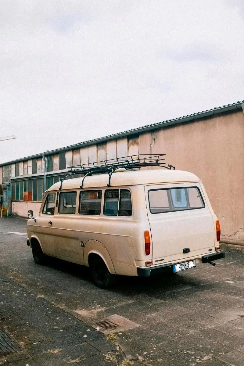 Gebraucht Ford Transit 77 PS (56 kW) 1980 Beige Van / Kleinbus