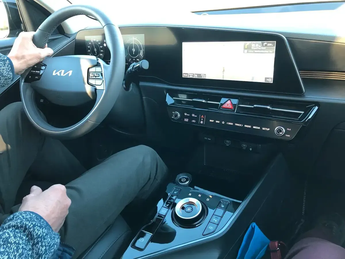 Gebraucht Kia e-Niro 150 kW (204 PS) 2023 Schwarz SUV