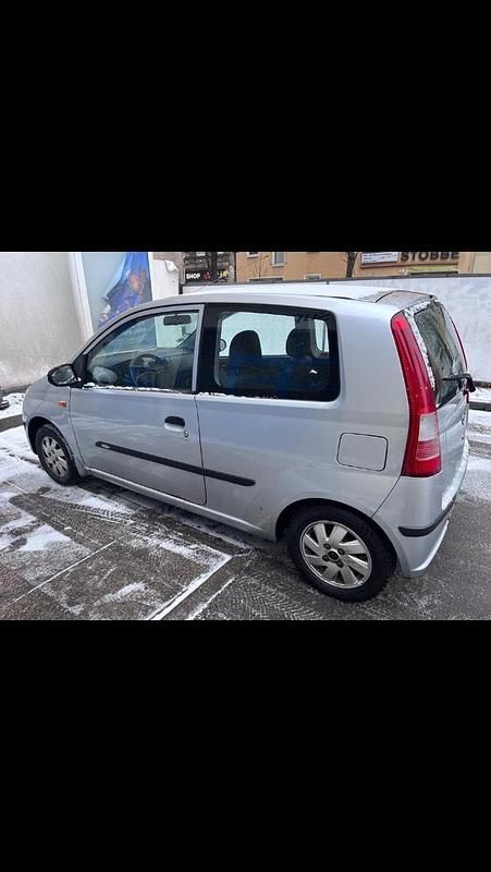 Gebraucht Daihatsu Cuore 60 PS (44 kW) 2004 Kleinwagen