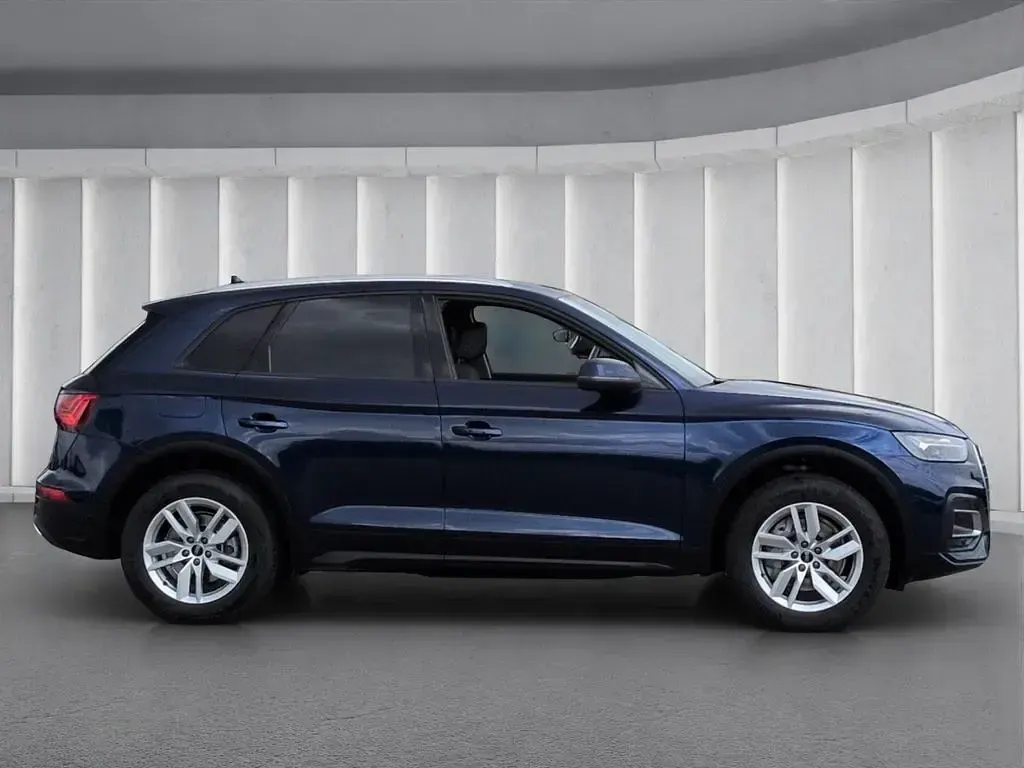 Gebraucht Audi Q5 Ambiente 204 PS (150 kW) 2022 Blau SUV