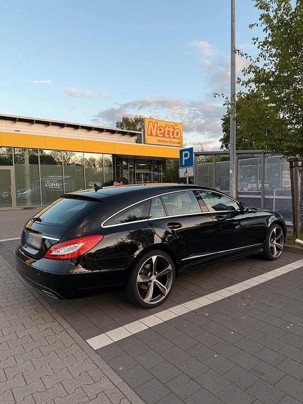 Gebraucht Mercedes CLS350 260 PS (191 kW) 2013 Schwarz Kombi
