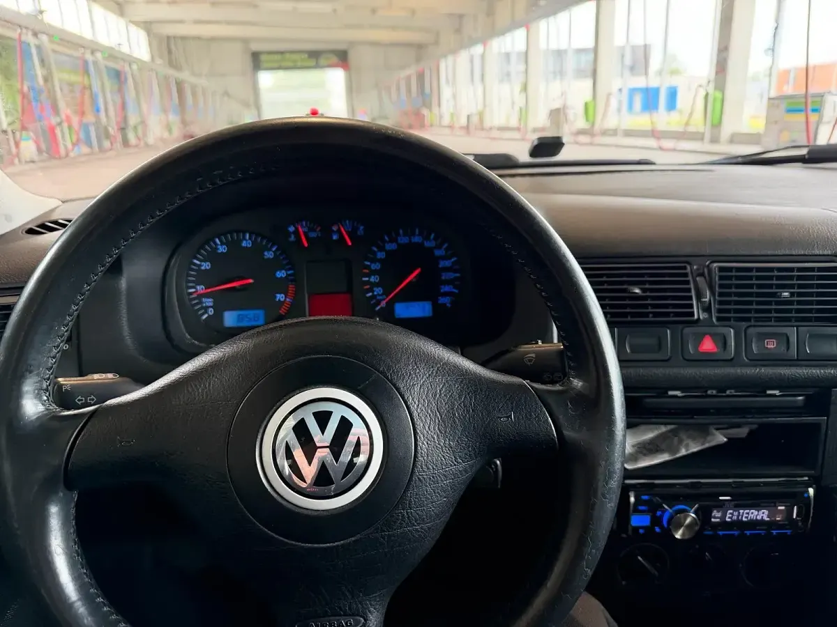Gebraucht VW Golf III 110 PS (80 kW) 1999 Schwarz Limousine