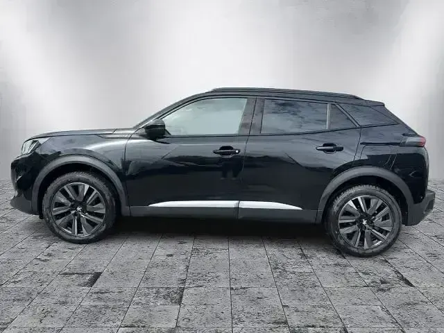 Gebraucht Peugeot 2008 GT 131 PS (96 kW) 2023 Perla nera schwarz metallic SUV
