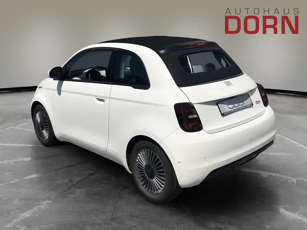 Gebraucht Fiat 500e 86 kW (118 PS) 2024 Weiß Cabrio