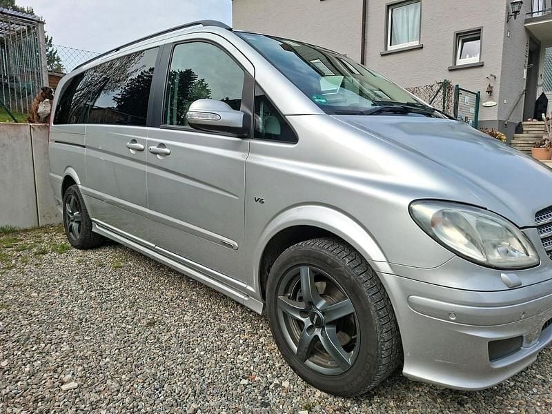 Gebraucht Mercedes Viano 204 PS (150 kW) 2009 Silber Van / Kleinbus