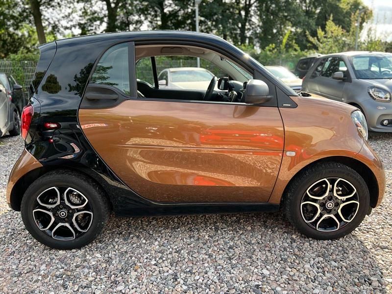 Gebraucht Smart ForTwo Coupé Passion 90 PS (66 kW) 2017 Braun Kleinwagen