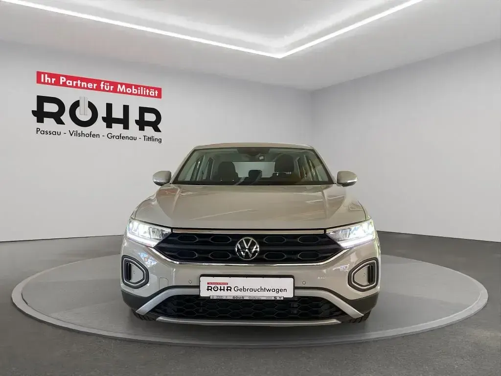 Gebraucht VW T-Roc Basis 110 PS (80 kW) 2022 Grau SUV