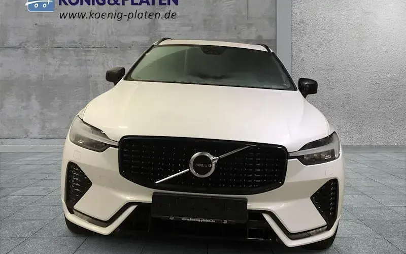 Gebraucht Volvo XC60 Ultimate 235 PS (172 kW) 2023 Weiß SUV