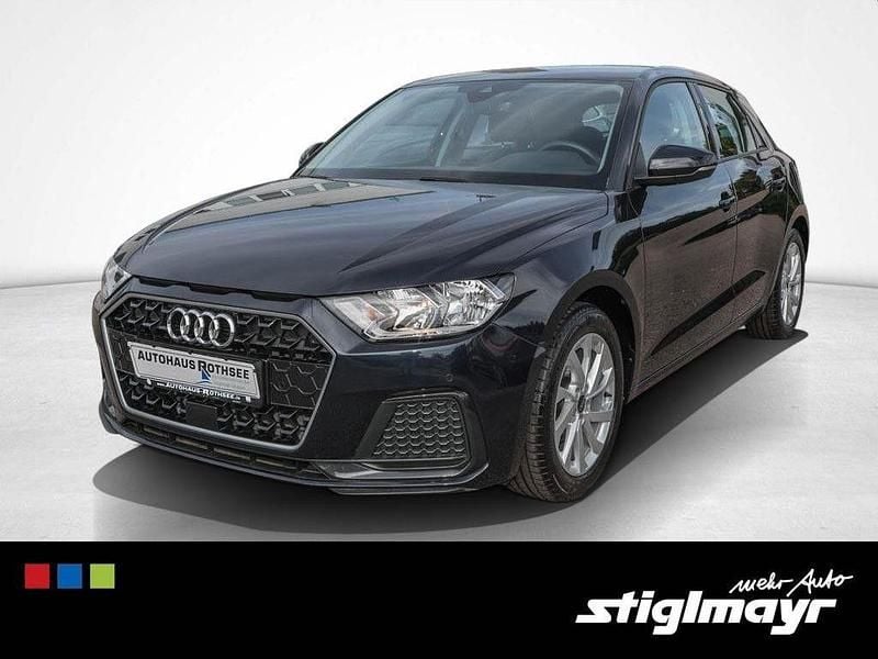 Firmamentblau metallic Gebraucht 2022 Audi A1 Sportback Advanced Plus Kleinwagen | 17.470 € (Superpreis) - Bild 1/4