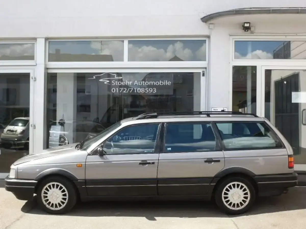 Gebraucht VW Passat GT 116 PS (85 kW) 1992 Zinngraumet Kombi