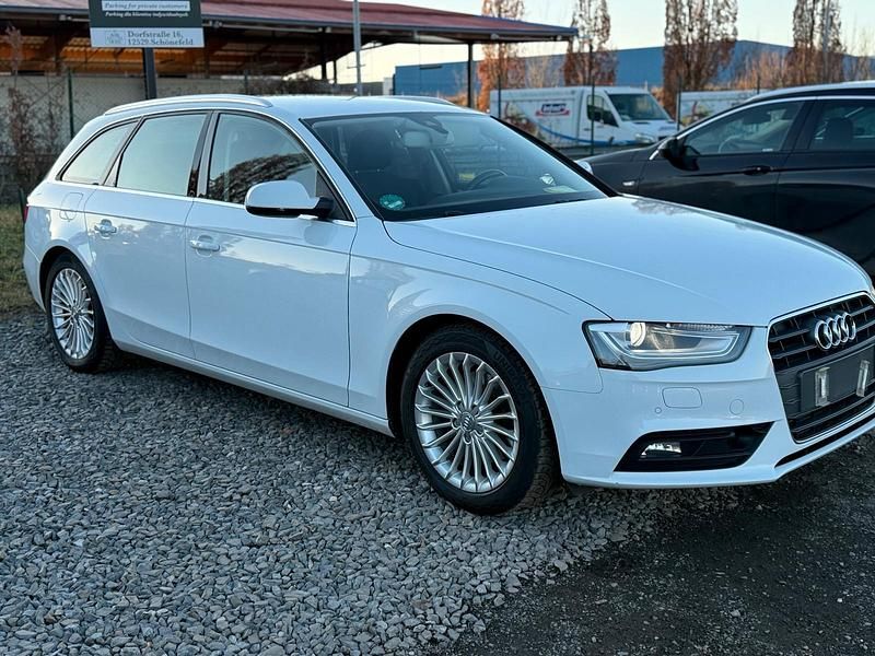 Weiß Gebraucht 2015 Audi A4 Kombi | 8.399 € (Superpreis) - Bild 1/4